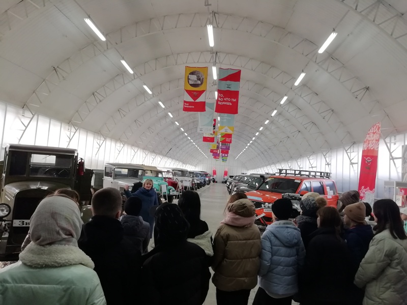 Ульяновский автомобильный завод.
