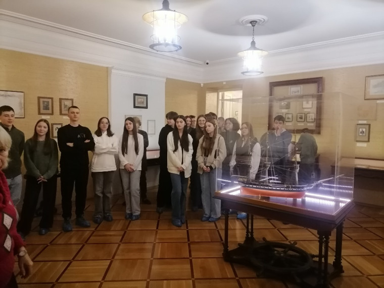 ИМЯ ГОНЧАРОВА В ЗВУКАХ РОДНОГО ГОРОДА.